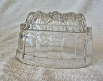 Glass Vintage Jelly Blancmange Or Caramel Mould - British Make