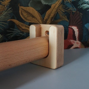 MEGA Klimmzugstange, robust, aus Holz, abnehmbar, für den Türrahmen, Breite max. 145 cm, natur