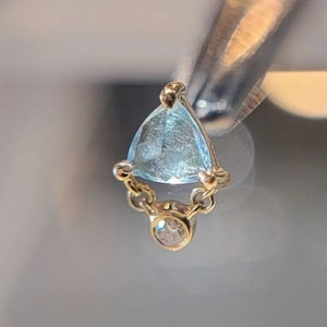 14K Solid Gold aquamarine Chained Dangle Earring,Aquamarine Cartilage Earring,Helix Chain Stud,Conch Tragus Earring,Dainty Flat Back Earring