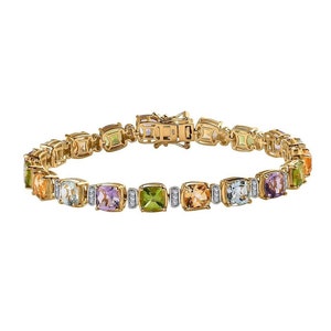 Könnte beinhalten: Ein goldenes Armband mit einer Reihe von bunten Edelsteinen, darunter Amethyst, Aquamarin, Citrin, Peridot und Topas. Das Armband ist mit kleinen Diamanten zwischen jedem Edelstein besetzt.