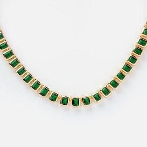 Collar baguette de esmeralda en oro de 14 quilates. Delicado collar de tenis verde. Collar de esmeralda. Collar de esmeralda genuina. Collar apilable. Regalo para mujer.