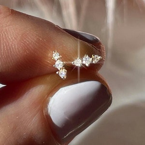14K Gold 3-Cluster Stud Earring,Tiny Round Stud Earring,Diamond Cartilage Earring, Moissanite Tragus Piercing,Ear Climbers Flat Back Earring