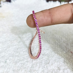 14k guld rosa safir tennisarmband, fint armband / naturligt rosa safirarmband, tunt stapelbart armband, bröllopsarmband för henne