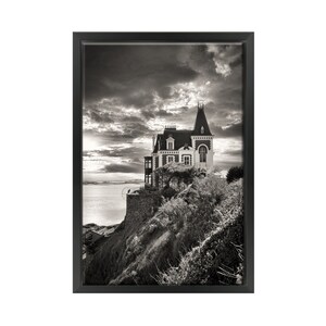 Dinard&#39;s house | Les Roches Brunes |Villa architecture | Ocean view |Cliffside location | coastal landscape | Striking facade