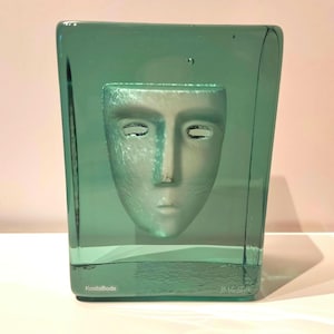 Kosta Boda &#39;Azur - Frost&#39; by Bertil Vallien - glass art Kosta Boda Art, Sweden - Crystal glass sculpture head after Scandinavian design
