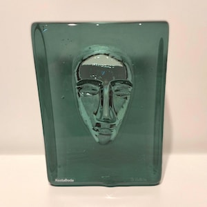 Kosta Boda Bertil Vallien glass art Azur &#39;Man&#39; petroleum blue - Crystal glass sculpture - Bertil Vallien glass art Sweden