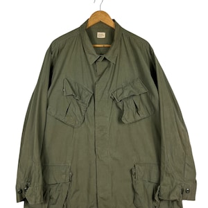 True Vintage Vietnam War Era, US Army Jungle Fatigue Jacket