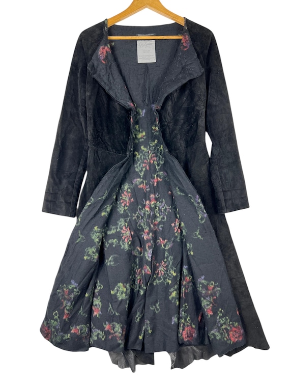 Yohji Yamamoto, Vintage Yohji Yamamoto Cowhide Button less Dress Long Coat Floral Lining . Made In Japan - Size S/1