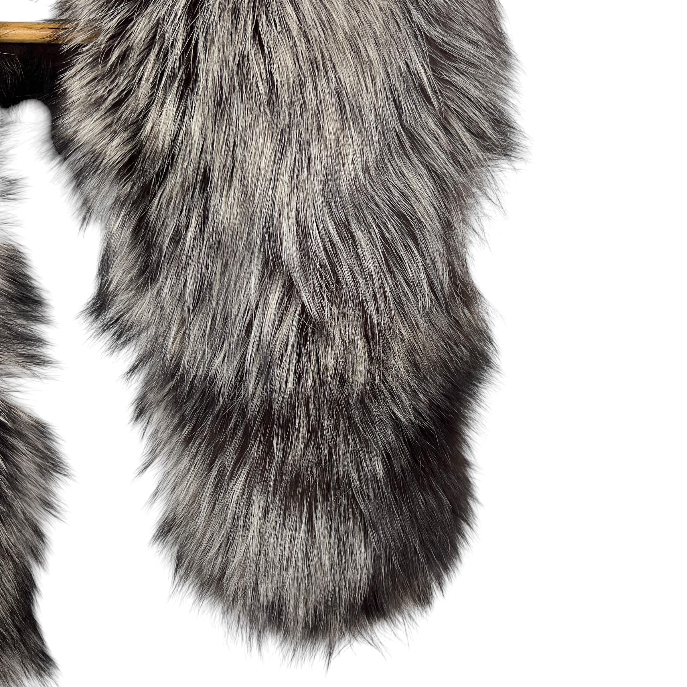 Saga Fox 襟巻きTrim Besatz Garniture Rare Saga Fox Trim Besatz Garniture Collar Shoulder Scarf