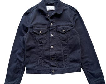 Jaqueta Acne Studios Black Metal Trucker, fabricada na Itália, tamanho 48/Médio.