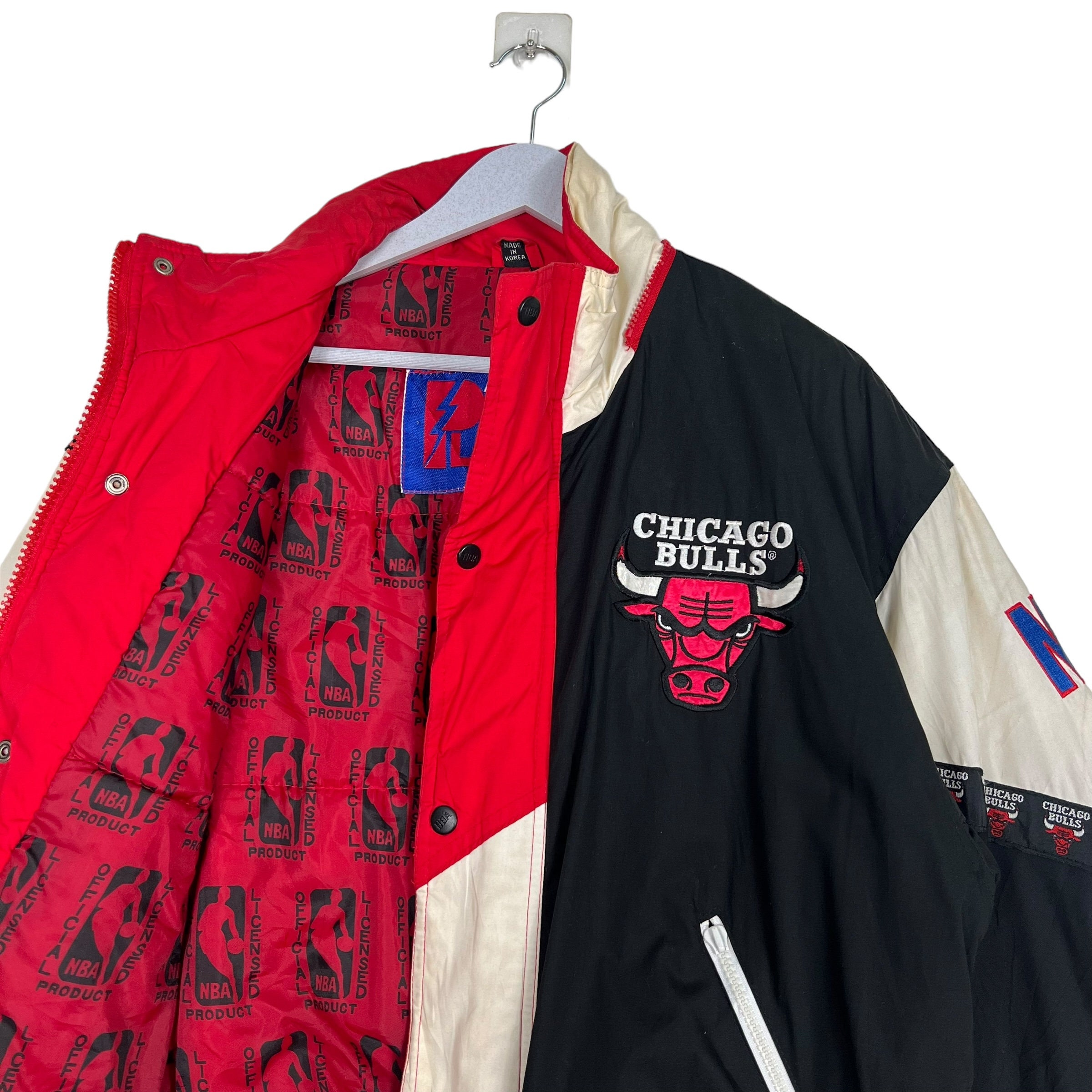 Vintage 90s CHICAGO BULL Pro Player Full Logo Bomber Jacket Size
