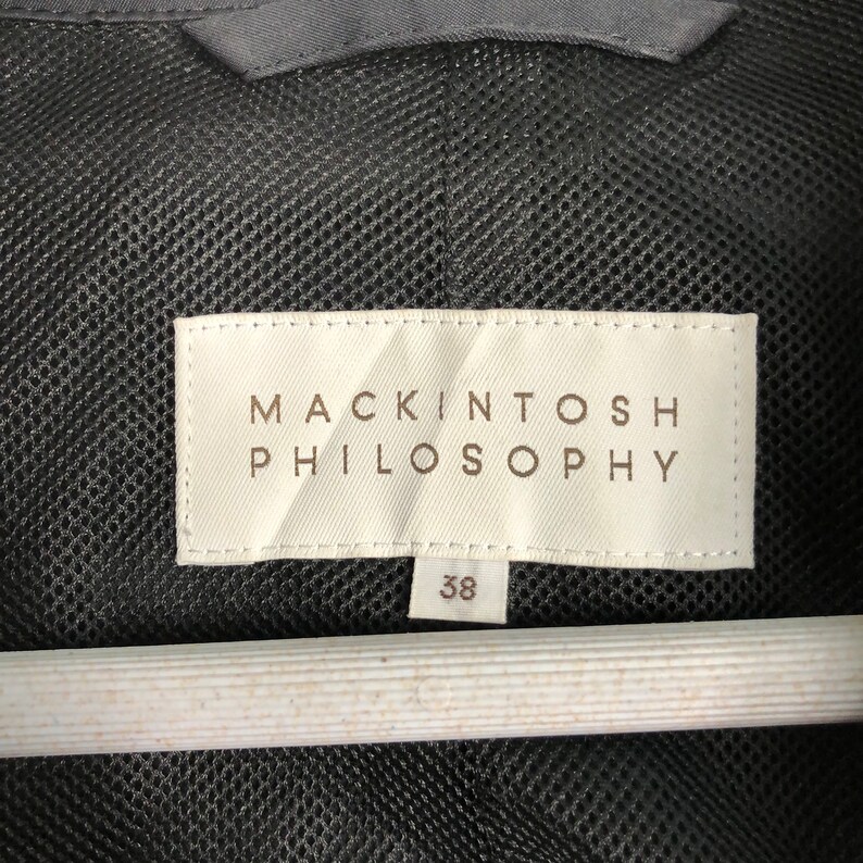 vintage 1990s khaki creased nylon covered placket mackintosh coat - womens M L S
