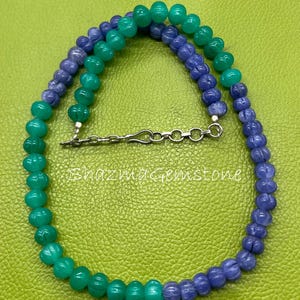 Collar de 16 pulgadas con cuentas lisas talladas en forma de sandía y múltiples piedras preciosas, hecho a mano.