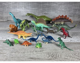 Vintage Dinosaur Figures Lot (22) – Retro Prehistoric Toy Animals
