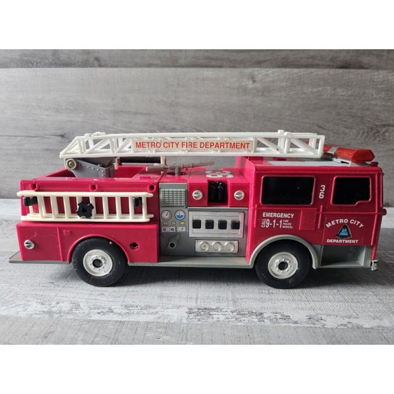 Camion De Pompiers Et Voiture De Police Télécommandés – Avec Lumières, Pour Enfant 3 Ans Et +