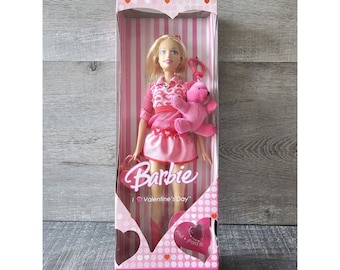 Vintage 2006 I Love Valentines Day Barbie w Bear Charm Heart Ring New