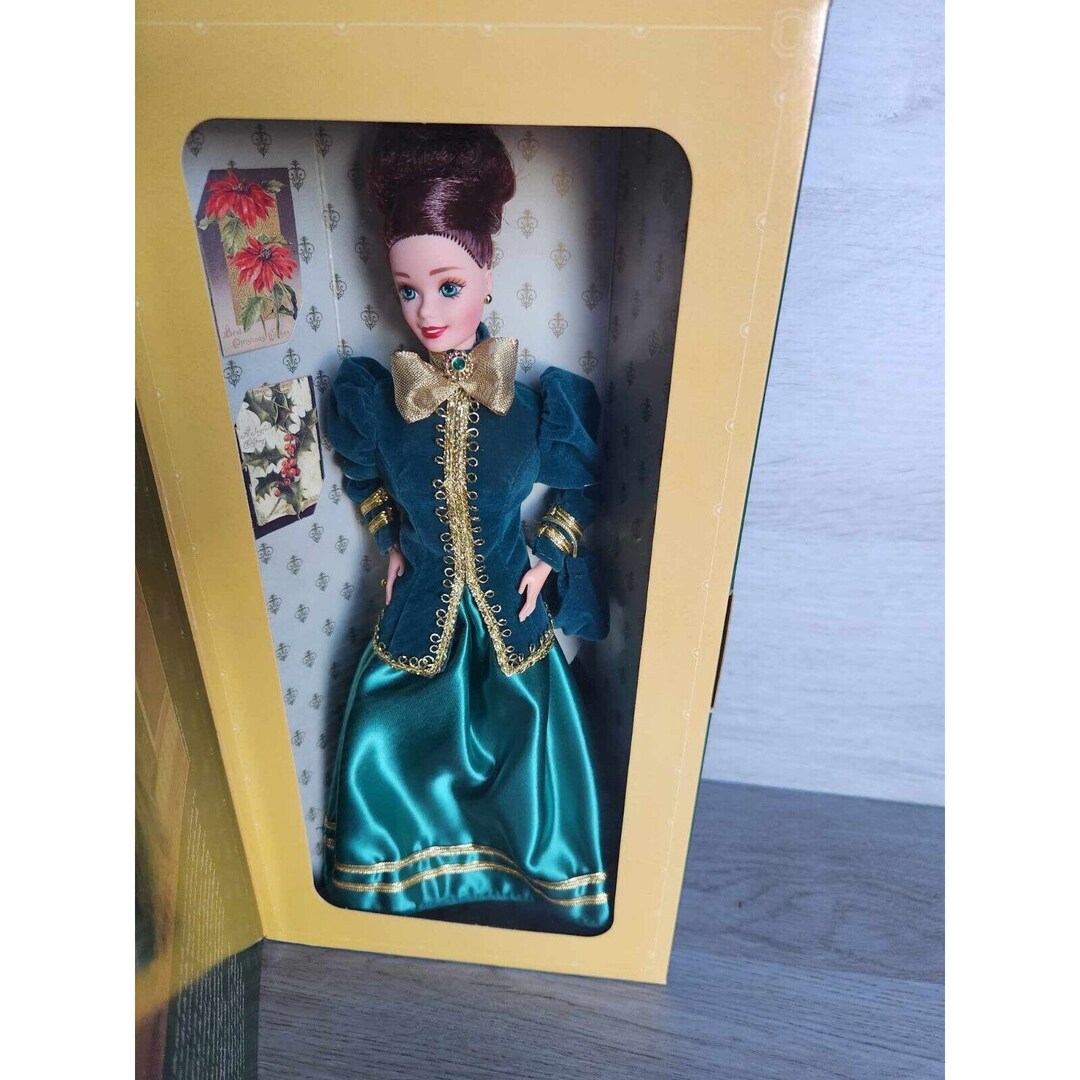 Vintage Hallmark Yuletide Romance Barbie 1996 Mattel Special