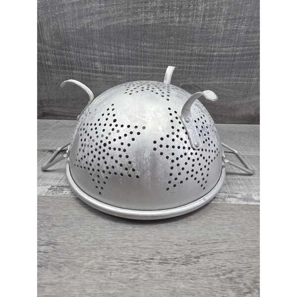 Vintage Aluminum USA Star Colander Strainer 7 Star Pattern 9" Mirro Bin 140