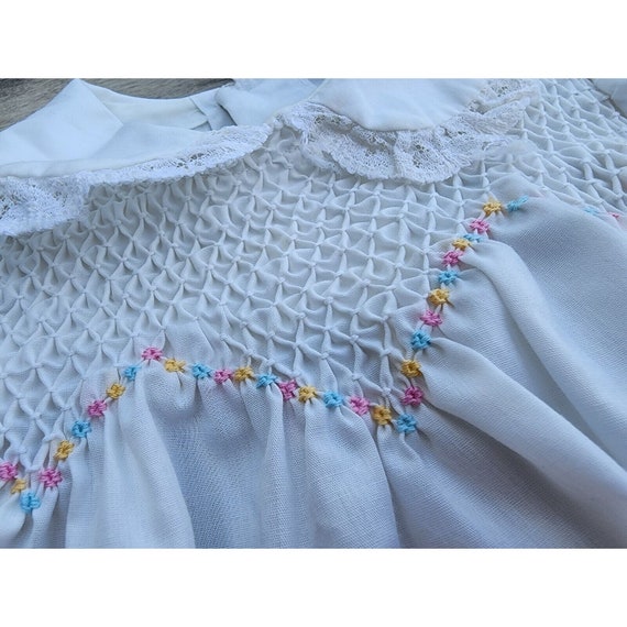 Adorable Vintage Baby Girl Smocked Pale White Cot… - image 4