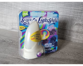 Glade Plug Ins Scented Oil Lights Show Berry Burst Air Freshener Night Light New