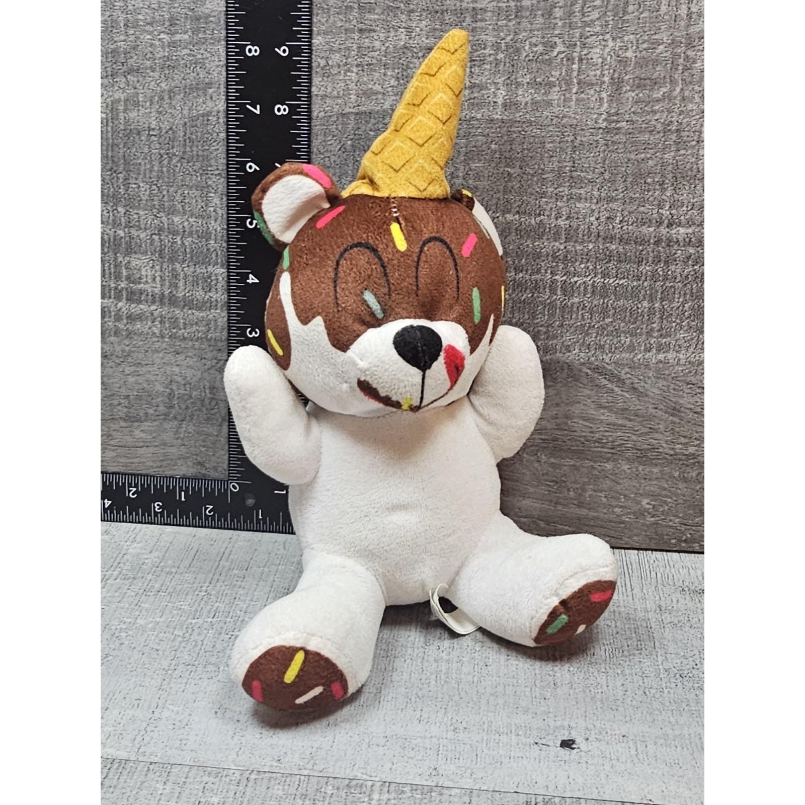 トイファクトリー ぬいぐるみ クマ 9インチ 頭にアイスクリームコーン