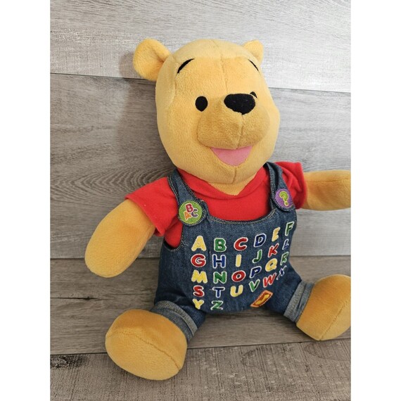 Vtg A to Z Pooh Disney Fisher Price 2001 Winnie the Pooh Singing