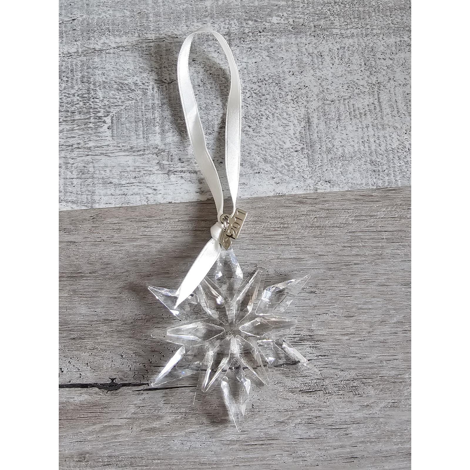 Swarovski CHRISTMAS ORNAMENT 2011 Snowflake Crystal 3