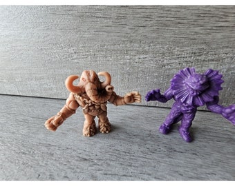 80's M.U.S.C.L.E. Men Kinnikuman Purple 2" Erimaki Tokage #006 Mattel Mammothman