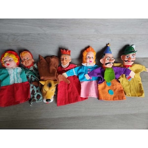 Vintage Mr. Rogers Neighborhood Hand Puppets Set Of 7 PBS Theatre Judy King +