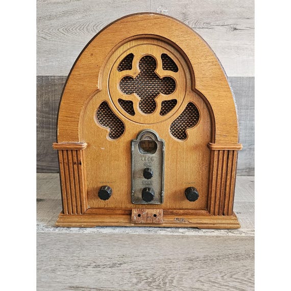 Vintage Thomas Collector's Edition AM/FM/AFC 1932 Radiocassette