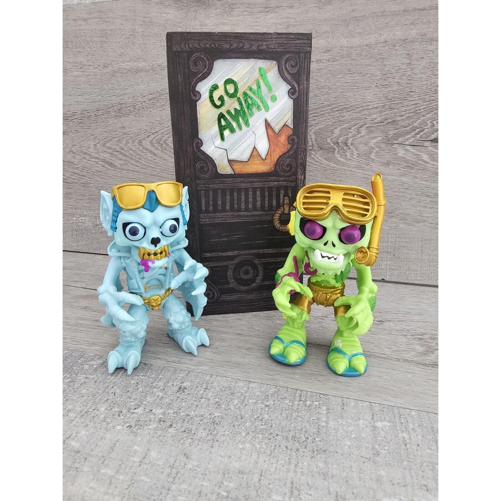 Treasure X Monster Gold Monster Coffin Goldswamp Blue and Green