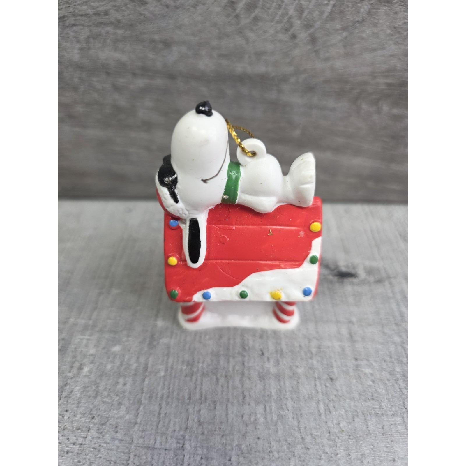 Snoopy house toy - Etsy 日本