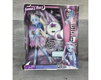 Monster High Ghouls Rule Abbey Bominable Doll 2012 Mattel Y0366 READ b13