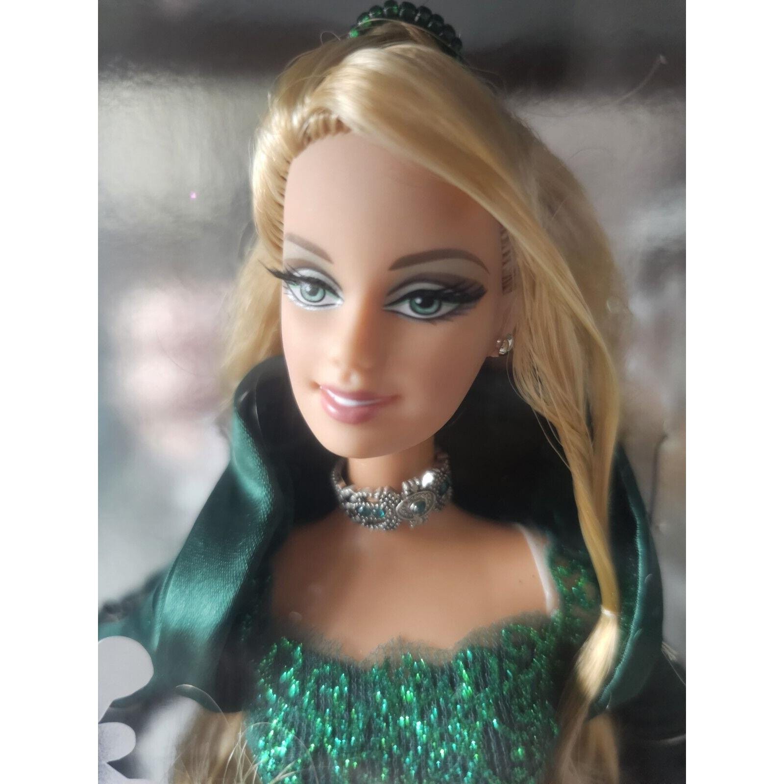 Vintage 2004 Holiday Barbie Green Dress Special Edition NRFB Mattel - Etsy