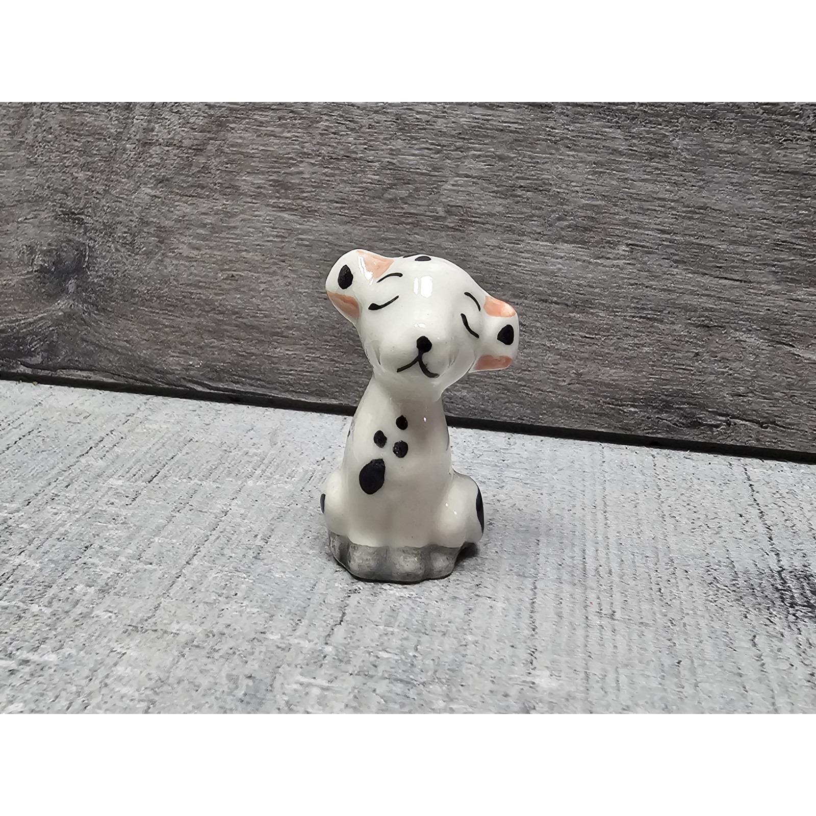 CHIEN　1001 Vintage Disney 101 Dalmatians Ceramic Dog Figurine Puppy