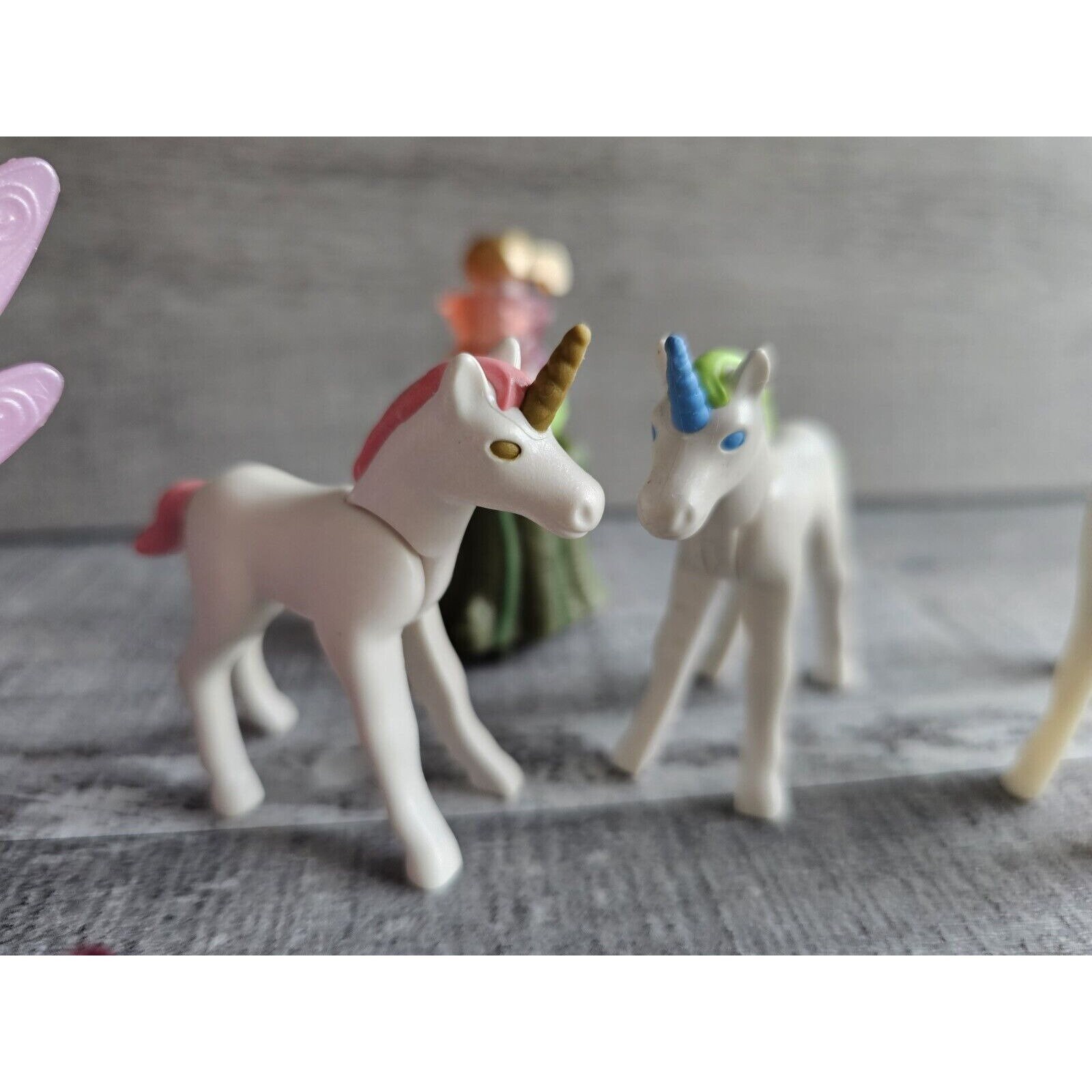 Playmobil Figurines Licorne Fées Bébé Dragons Blancs Princesse de Conte de  Fées Magique -  France