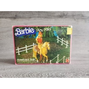 Barbie Play Paks - Horseback Ridin Mattel 12 Acc. 4090 1982 Vintage Sealed New