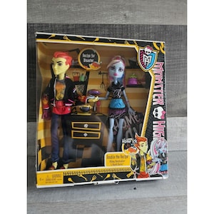 マテル　モンスターハイ　人形　ヒース　バーン Monster high heath burns doll - Etsy 日本
