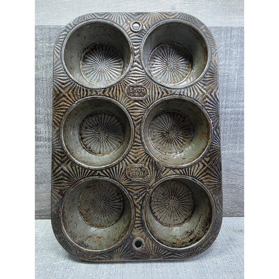 Vintage Ecko Ovenex Starburst Metal Muffin Tin N-60-6 Baking Pan