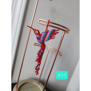 Portachiavi con colibrì con perline Huichol, uccello di arte popolare messicana da 6 pollici, acchiappasole A30