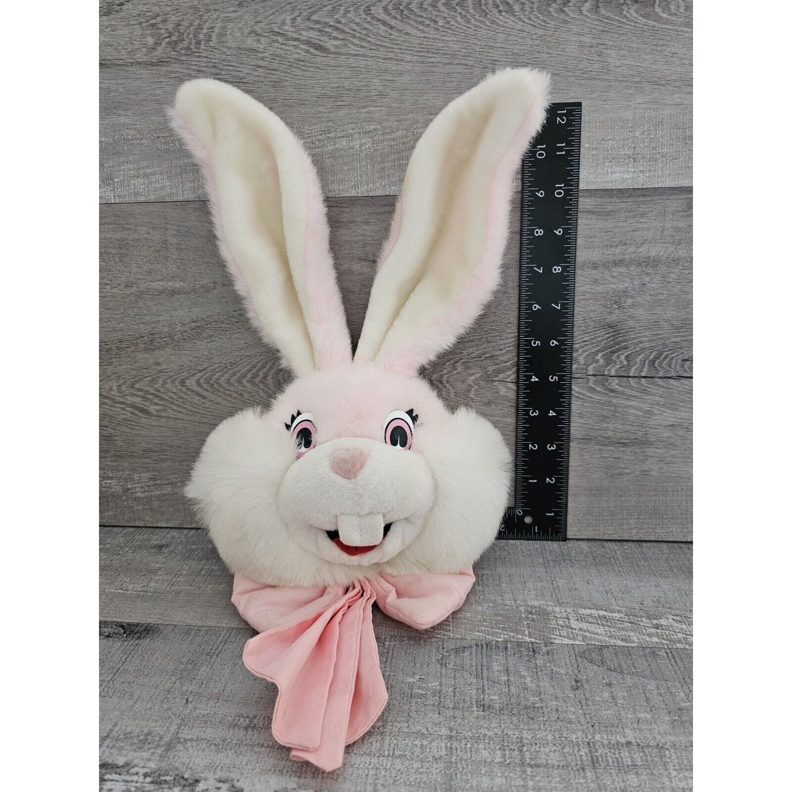 TOY MUSEUM TIPPED PINK BUNNY PUNKINHEAD