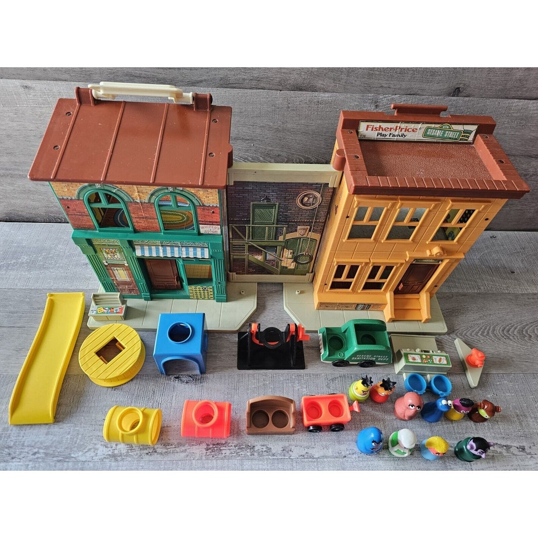 Vintage 1974 Fisher Price Sesame Street Mr. Hooper's Store