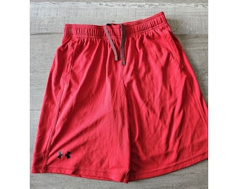 Black and red under armour shorts deals