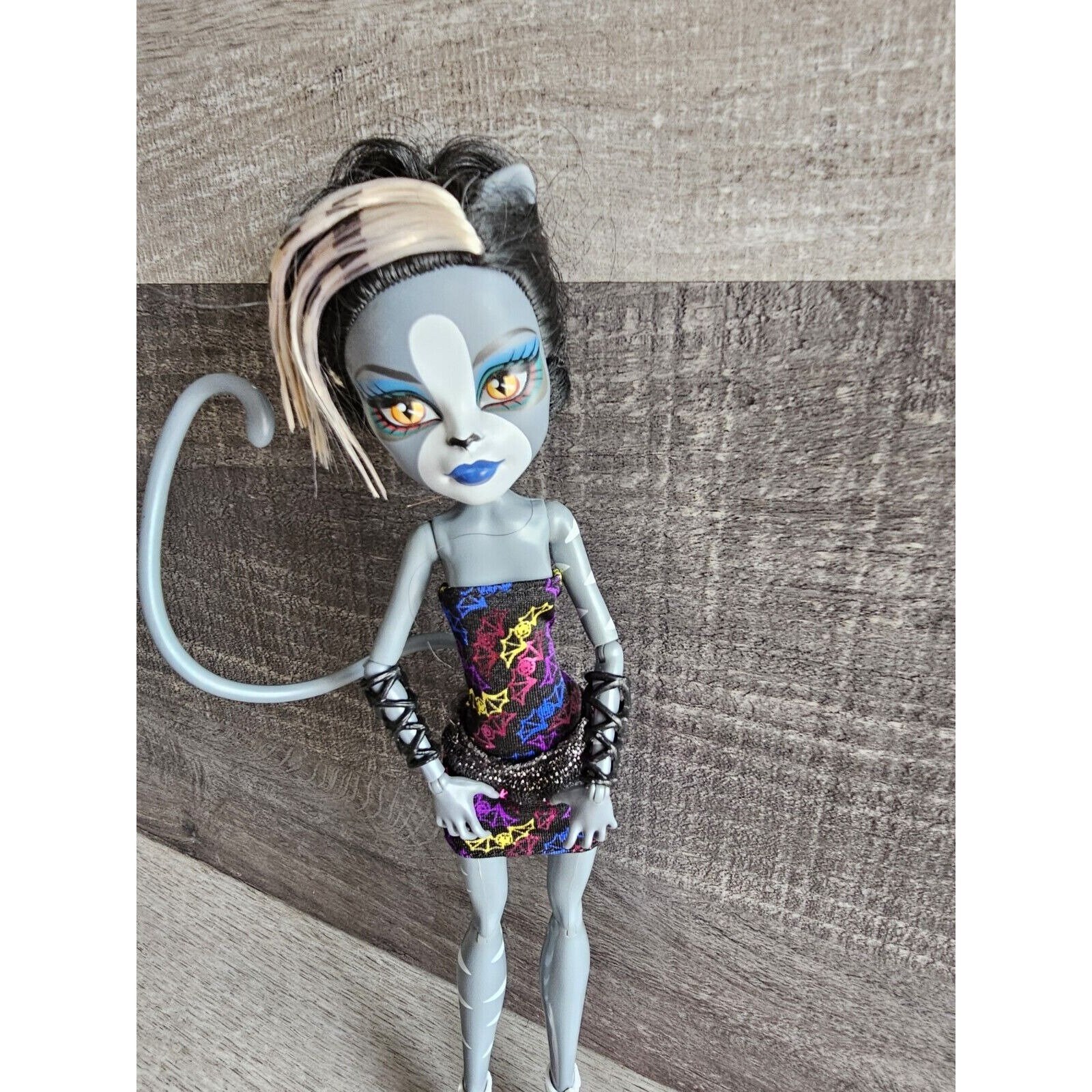 Monster High Zombie Shake Meowlody Doll Re-dressed - Etsy