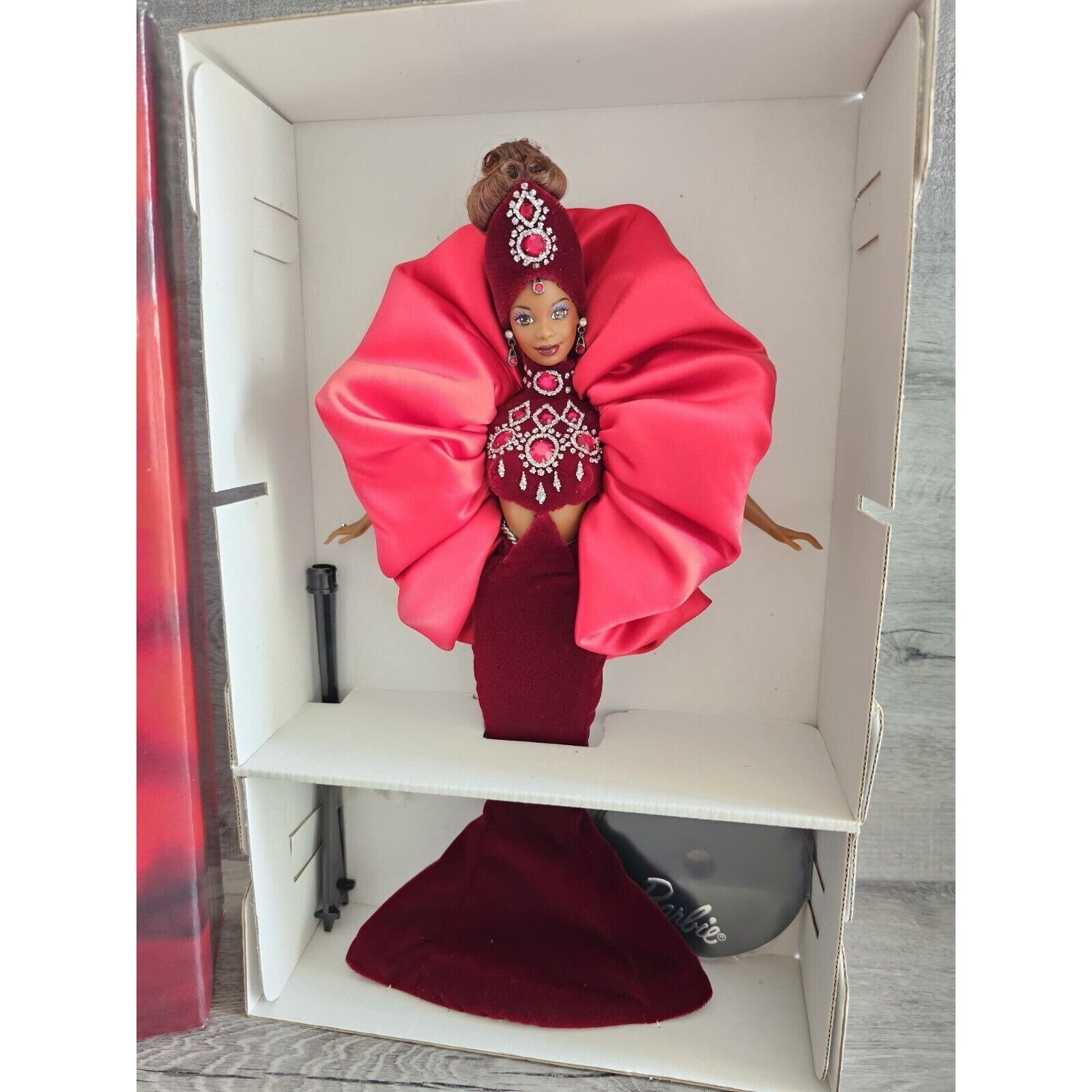 Vintage Mattel Ruby Radiance Barbie 15520 Bob Mackie Jewel