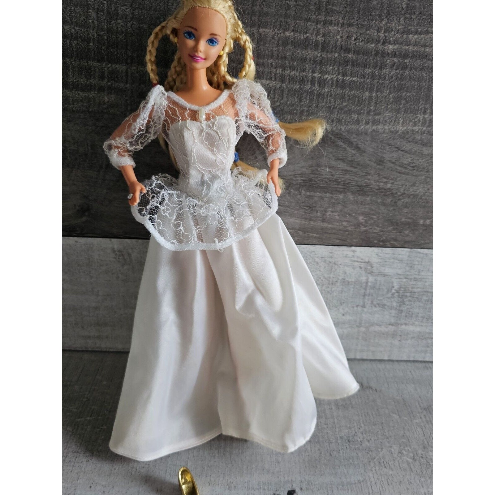 wedding dress beautiful bride barbie 1976