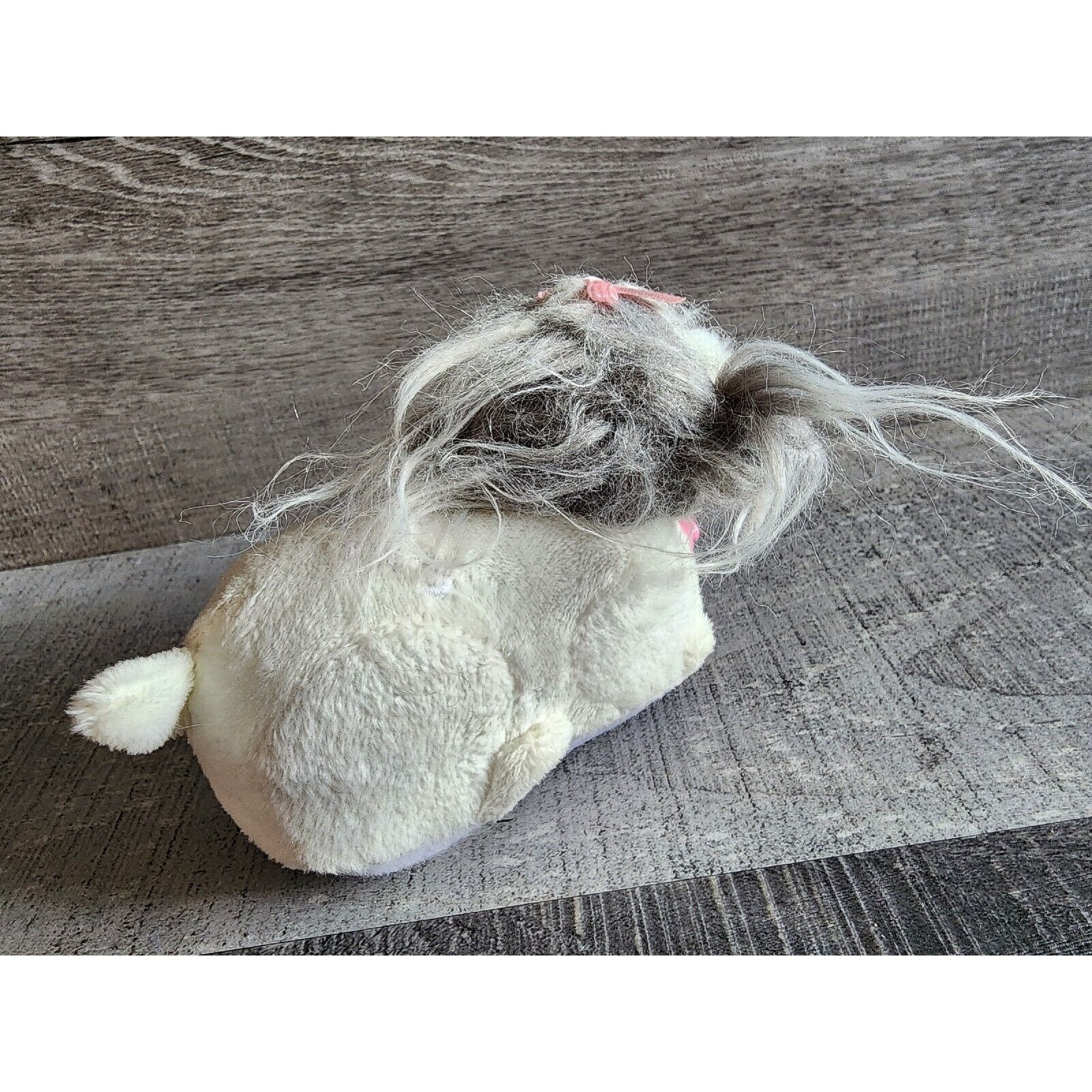 Cepia LLC 2010 Zhu Zhu Pets Puppies Miss Priss White/grey Dog