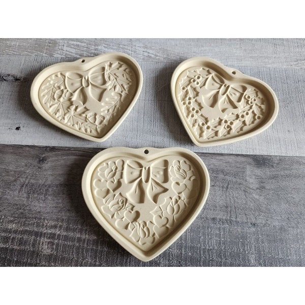 3 PAMPERED CHEF Family Heritage Stoneware Heart Molds 6”x5” Seasons of the Heart