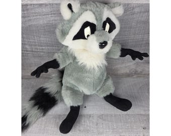ディズニー ミーコ ラクーン ポカホンタス ぬいぐるみ 15.5インチ