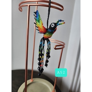 Portachiavi con colibrì con perline Huichol, uccello di arte popolare messicana da 6 pollici, acchiappasole A52